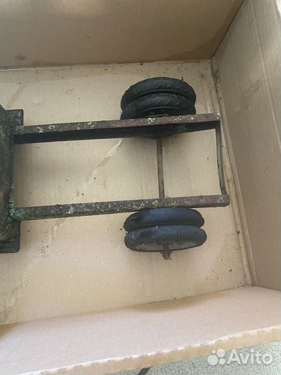 Игрушка машинка железная СССР