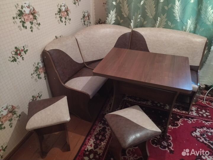 Кухонный уголок