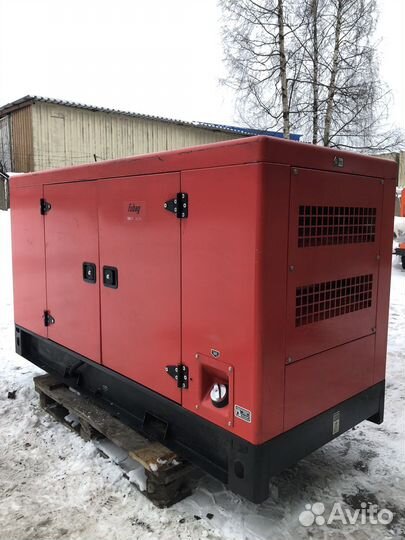 Генератор дизельный DS27 (20квт,220В/380В)