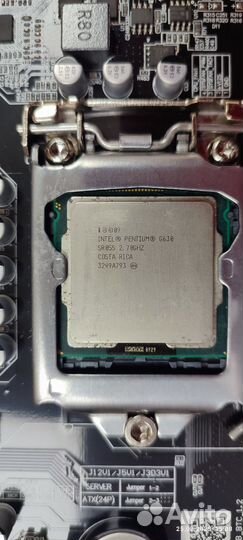 Материнская плата с процессором