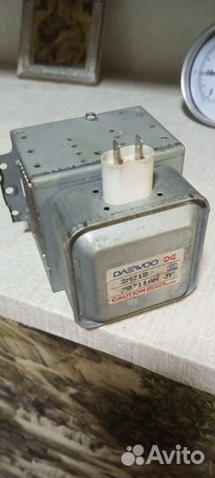 Магнитрон для микроволновке