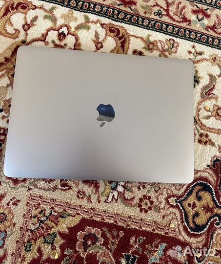 Macbook pro 13 2019 256