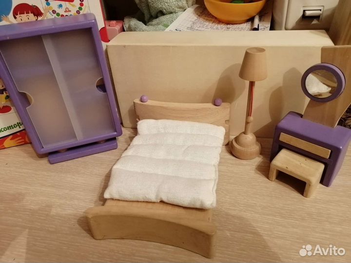 Деревянная мебель для кукол