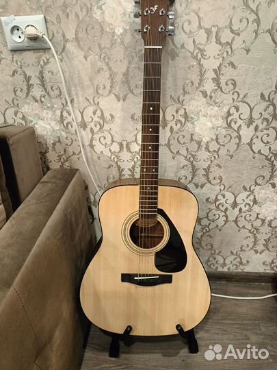 Акустическая гитара Yamaha F 310