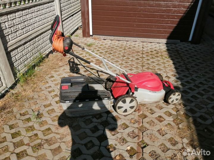 Электрическая газонокосилка бу
