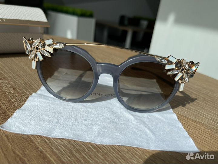 Очки солнцезащитные