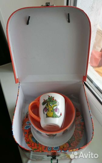 Наборчик чашка и две тарелочки. Фарфор