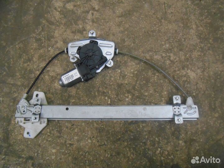Стеклоподъемник L зад двери Kia Rio 3 седан