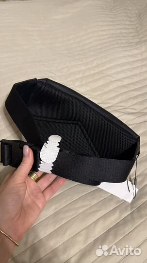 Сумка Calvin Klein оригинал новая на пояс