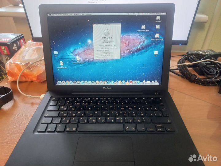 Apple MacBook 13 (A1181) black