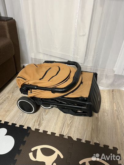 Коляска Anex AIR-X