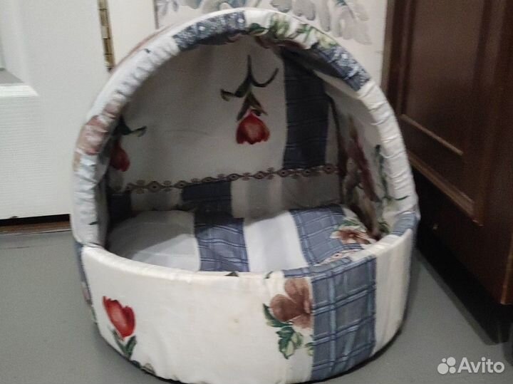 Лежанка для собаки кошек