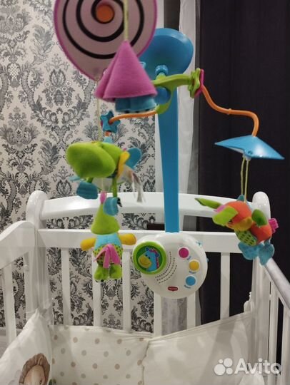 Мобиль на кроватку tiny love