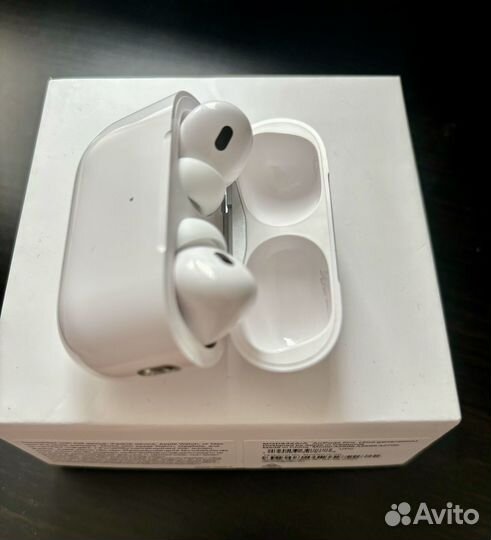 Apple airpods pro 2 magsafe