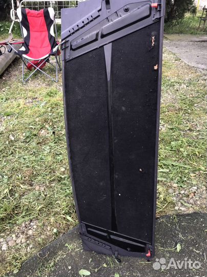 Задняя полка