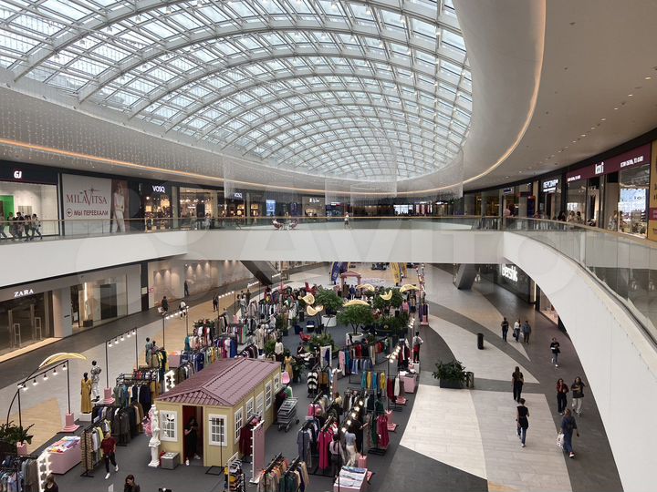 Аренда торгового помещения в ТЦ Саларис, 40 м²