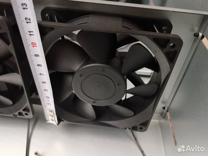 Корпус для майнинга продувной с райзерами и вентил