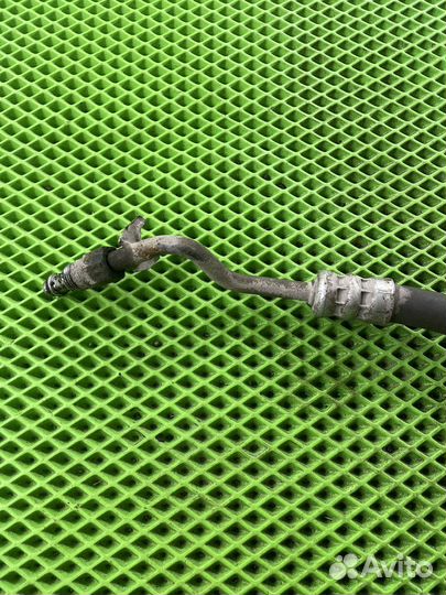 Трубка гур рено логан 1