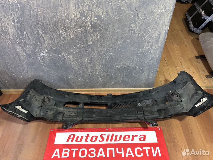 Chrysler Crossfire бампер передний