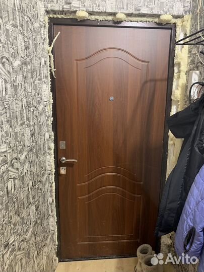 Дверь сейфовая бу