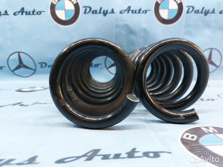 Пружина задняя Mercedes-Benz E-Class W/S 210