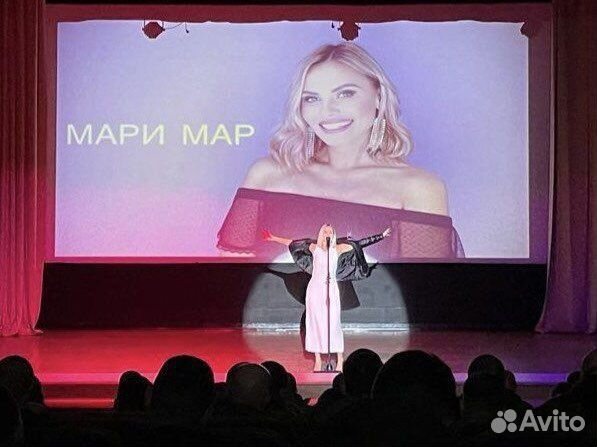 Популярная певица на корпоратив