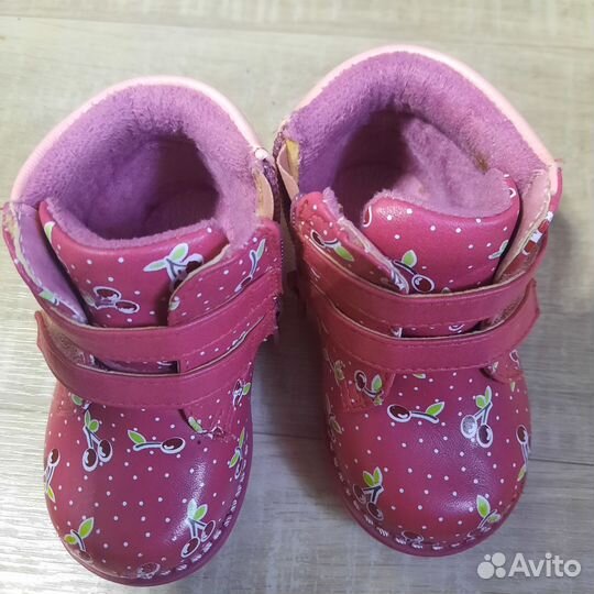 Ботинки для девочки кроссы сандали туфли 18 размер