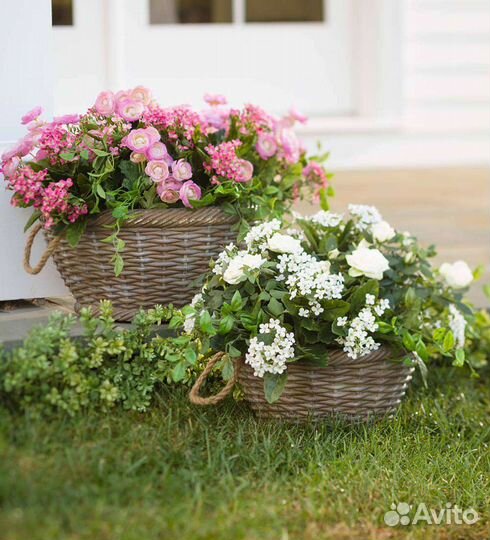 Кашпо из ротанга