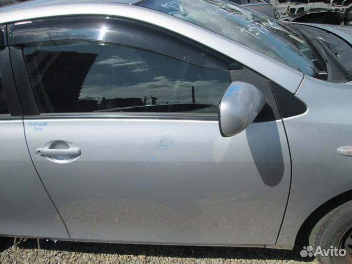 Дверь передняя правая Toyota Corolla Fielder