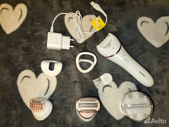Эпилятор Philips BRE735 Series 8000 белый