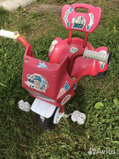 Детский трехколесный велосипед