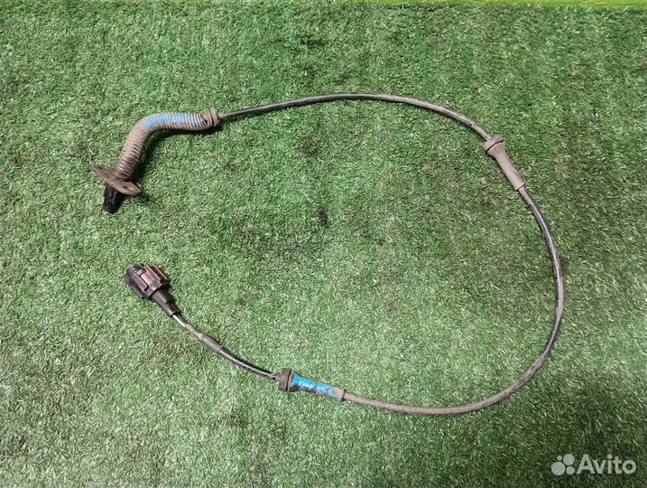 Датчик ABS задний левый Nissan Navara D40 2012