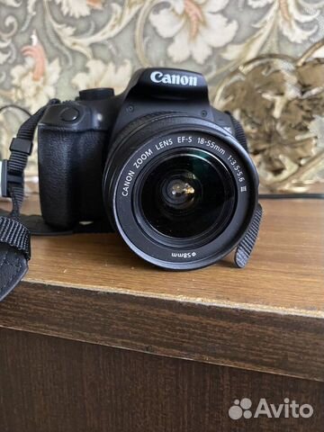 Зеркальный фотоаппарат Canon еоs 1300 D