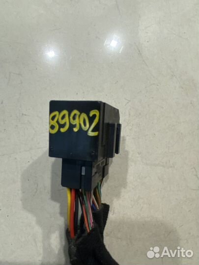 Электропроводка центральной консоли (Kia Seltos)