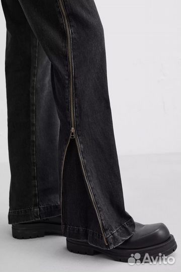 Джинсы Zara flared с молнией