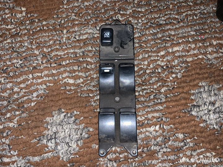 Блок управления стеклоподъемниками лансер 9