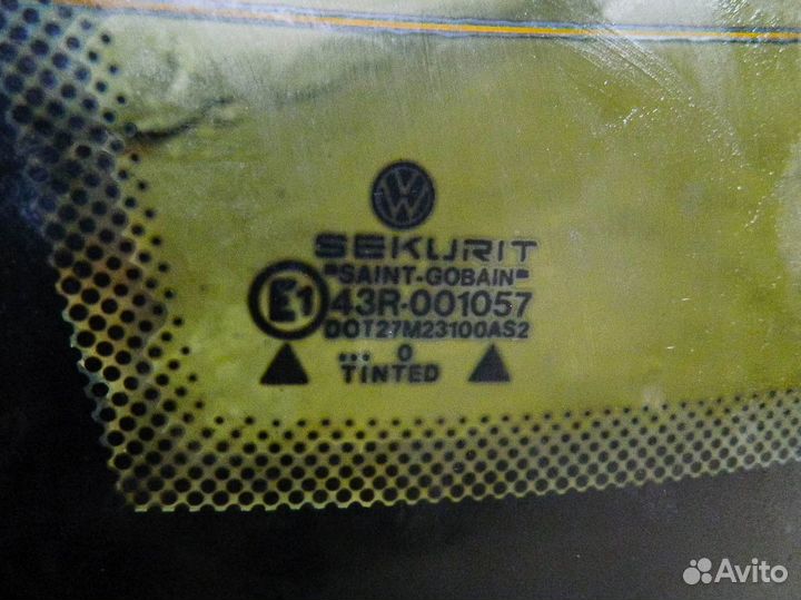 Стекло заднее VW Passat B3 седан