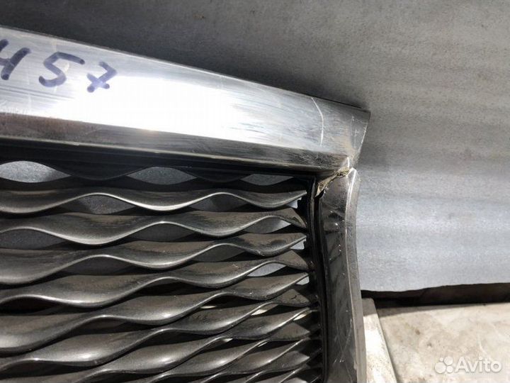 Решетка радиатора Infiniti Qx60