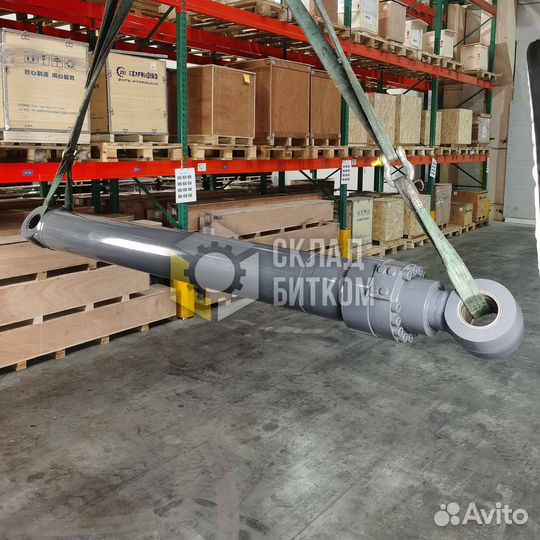 Гидроцилиндр рукояти Volvo EC360C