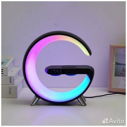 LED лампа с беспроводной зарядкой