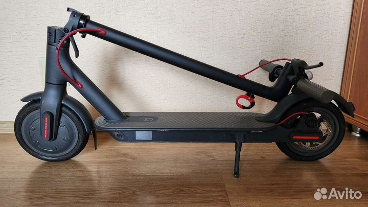 Электросамокат Xiaomi m365