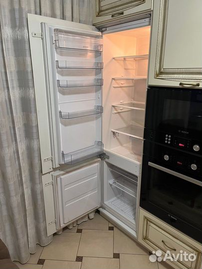 Холодильник встраиваемый Gorenie б/у