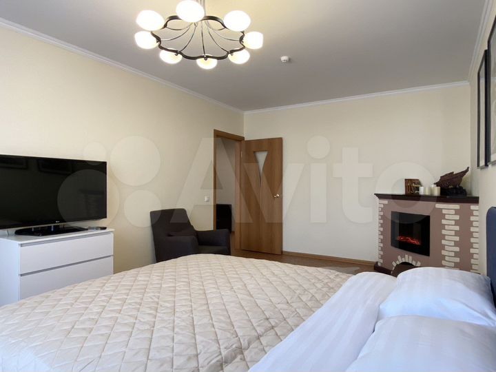 2-к. квартира, 90 м², 4/14 эт.