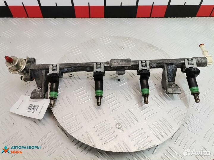 Топливная рампа Ford Focus 2000 1219096