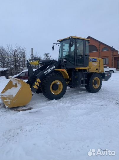 Услуги манипулятора и фронтального погрузчика