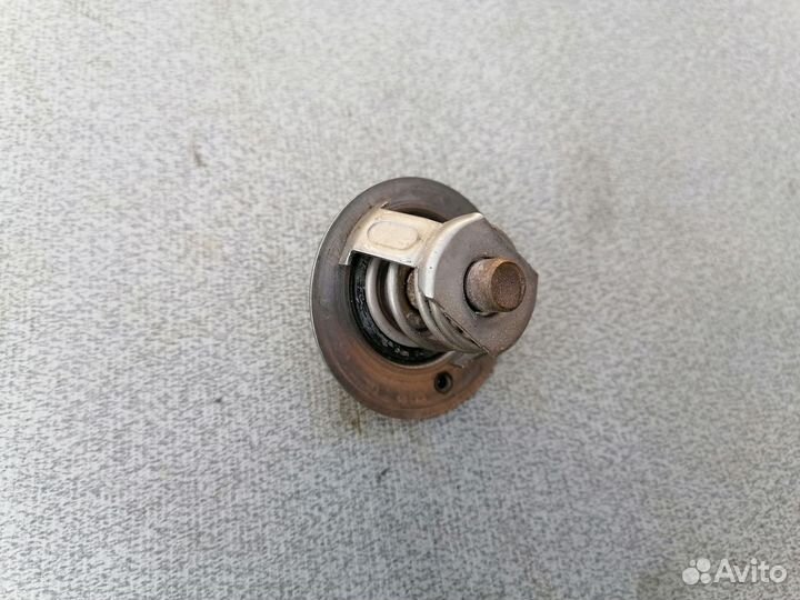 Ford Fusion термостат