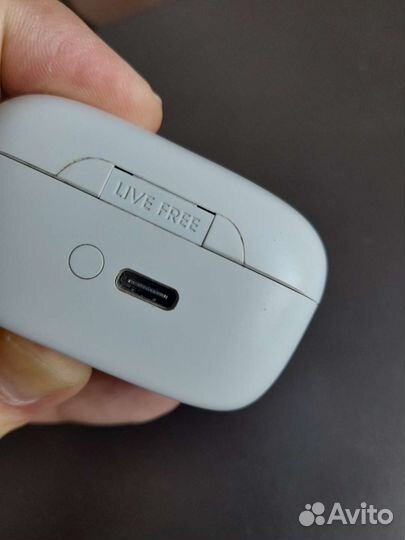 Беспроводные наушники JBL Live Free NC + TWS white