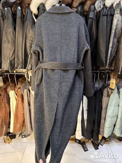 Пальто в наличии