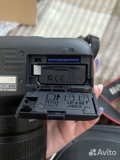 Зеркальный фотоаппарат canon eos 1100d