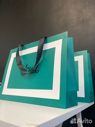 Печать пакетов с логотипом. Визитки. Полиграфия